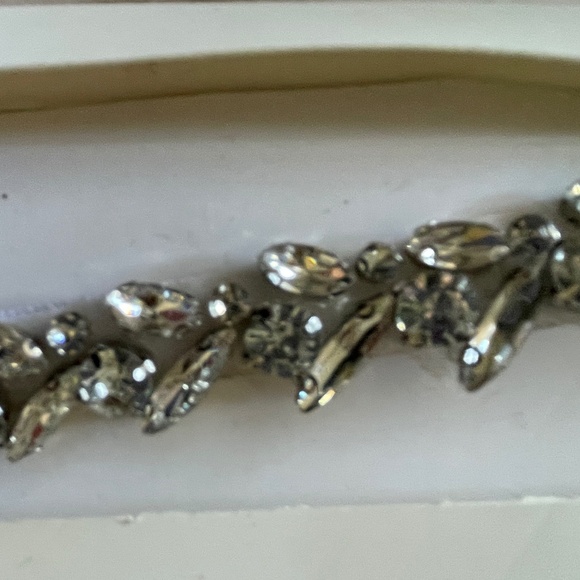 Brand New Finds Fabulous 3-in-1 Bridal Tie Belt - Picture 2 of 8